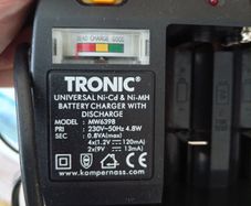 Tronic Universal Battery Charger & Tester (AA, AAA, C, D, 9V)