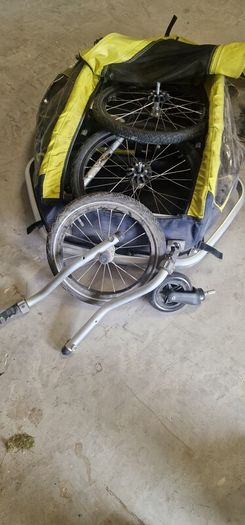 2 seat bike  trailer    Croozer