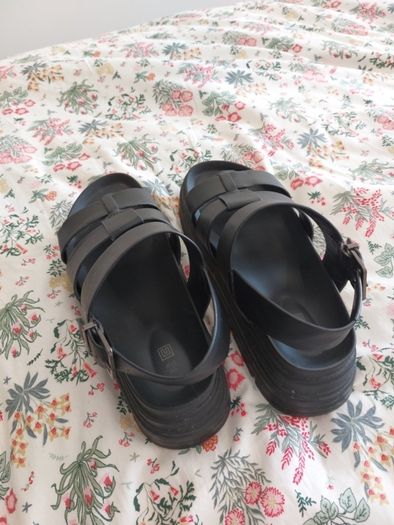 NEXT Chunky flatform sandals  size 4W