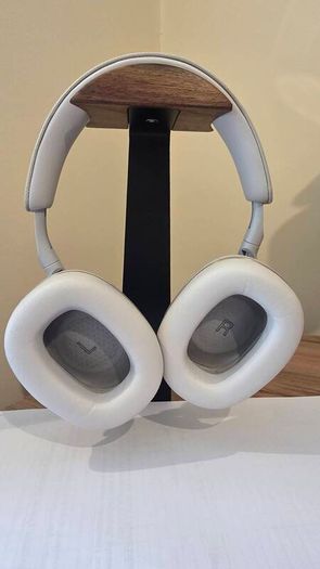 Bowers & Wilkins PX7 S2e Over-Ear Noise-Canceling Wireless Headphones