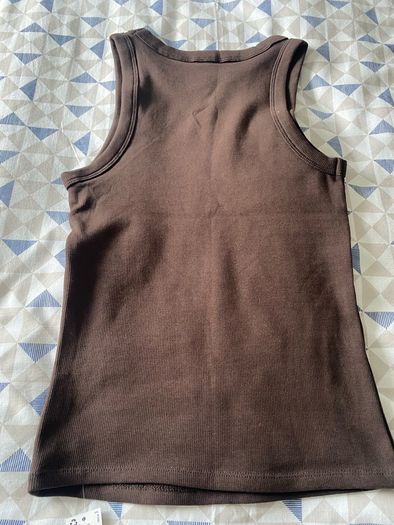 Size S brown ribbed top