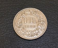 1982 One Franc Switzerland Coin Low Mintage Key Date Suisse