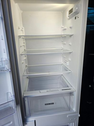 whirlpool integrated fridge freezer