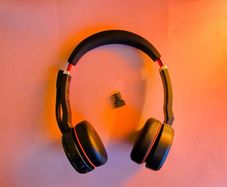 Wireless Jabra Evolve 75 Headset - Never Used
