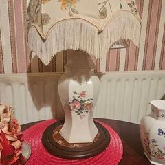 vintage-style porcelain table lamp
