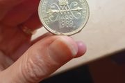 Bill of Rights 2 pound coin 1989
