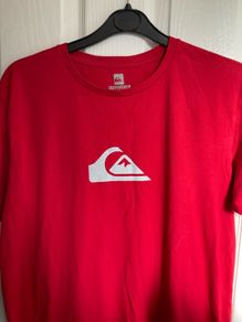 Quiksilver Red Classic Logo TShirt Size Medium like new