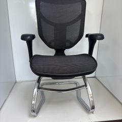 Black office chair
