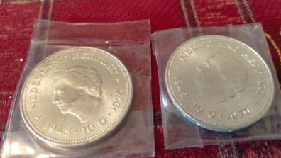 2 silver coins