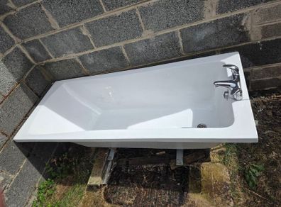 Bathtub