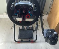 Logitech G29 Driving Force Racing Wheel for PlayStation and PC