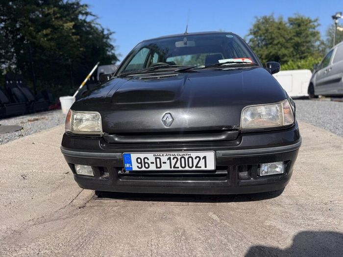 Renault Clio 1.8 16v