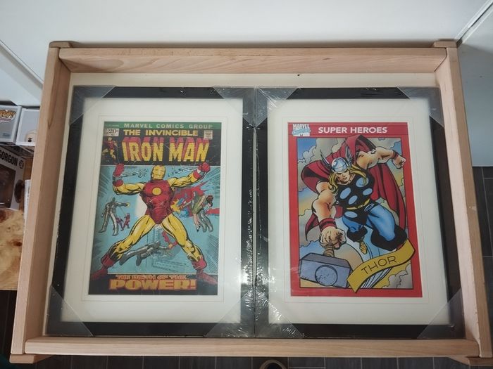 Framed Superhero Prints 35e or 20 e each