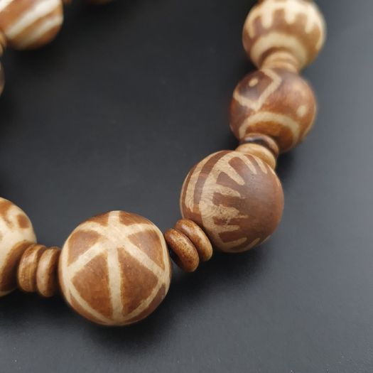 Burmese Antique Pumtek Pyu 18-19 mm Beads Necklace 24 inches