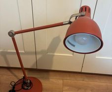 Lamp free to go