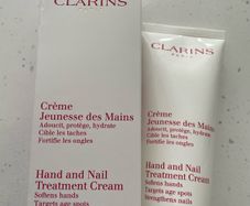 Clarins Hand & Nail Treatment Cream - New / Sealed
