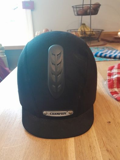Riding helmet