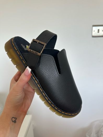 womens shoe