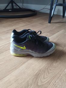 Nike Youth Air Max Invigor