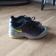 Nike Youth Air Max Invigor