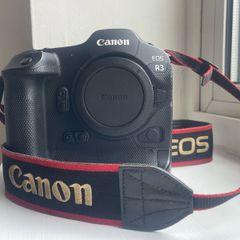 Canon Eos R3