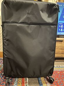 it Light Weight Extra Large suitcase