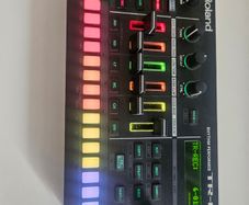 Roland TR6S Drum machine