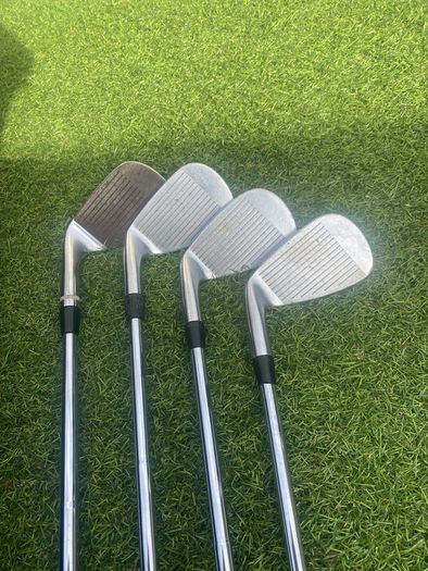 Wishon 555M forged Japanese bladed irons + 50 degree jaws raw Callaway wedge