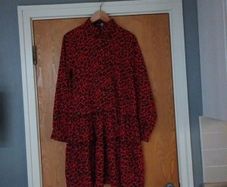 Boohoo Animal  Print Red  Dress.   S.12.