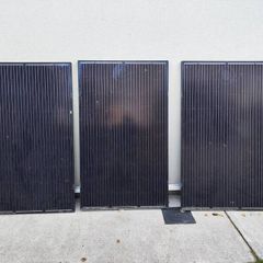 3 x 290W Solar Panels + Mounting Rack & 1kW Inverter