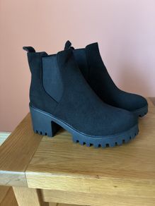 ladies boots