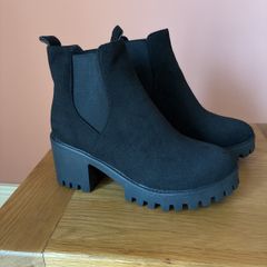 ladies boots