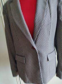Ladies Fitted Jacket.