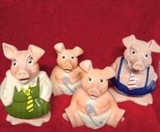 Wade/ Pig Family -Savings Banks (natwest)