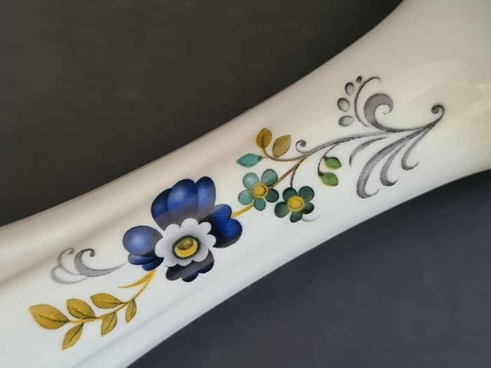 Vintage 1980s Royal Tara Swan Vase Fine Bone China Ireland White Gold Trim Handmade Galway