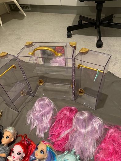 Rainbow high accessories and few dolls
