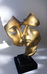 LOVE heavy statue 27cm