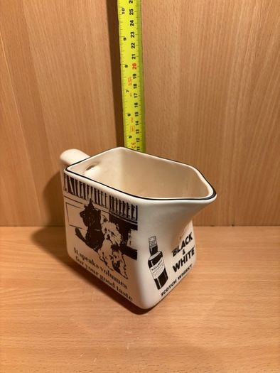 Black & White jug