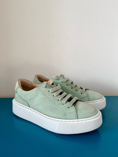 Clarks  Hero lite lace up sneakers 3.5 uk