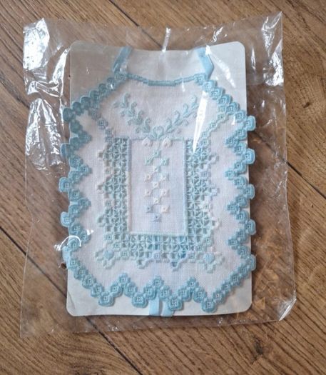 Vintage Lithuanian Handmade Embroidered Linen & Lace Piece
