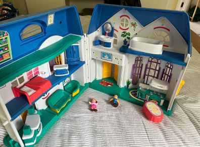 dolls house and furniture