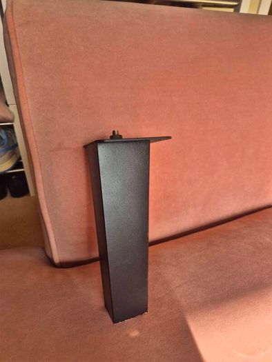 Pink Chaise Longue