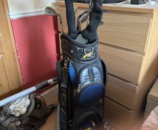 golf clubs /bag