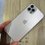 iPhone 12 Image 6