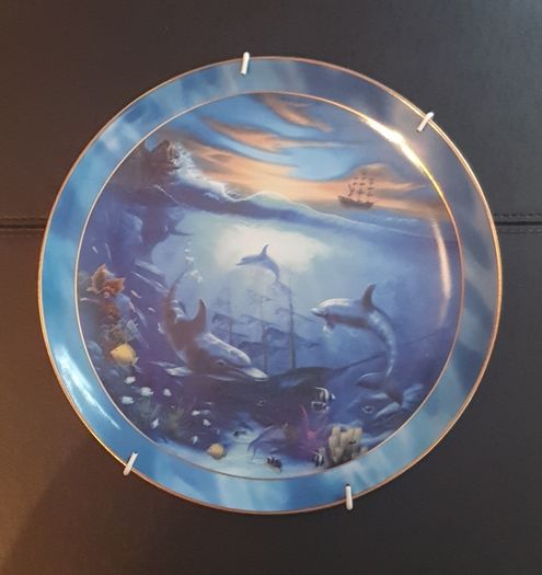 Franklin Mint Limited Edition Fine Porcelain Decorative Plate