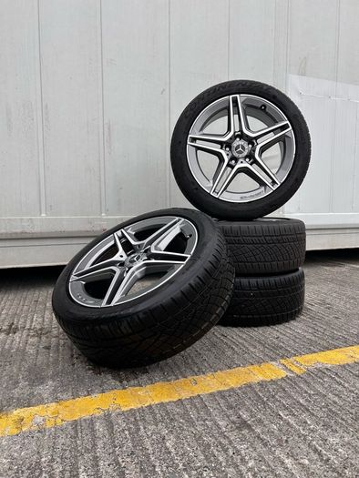 Genuine Mercedes AMG 18" Alloy Wheels - Continental Tyres