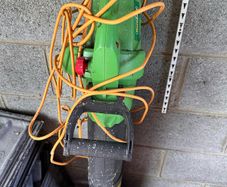 Leaf blower