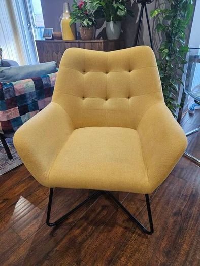 Armchair yellow