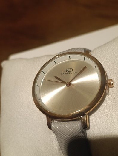 K and D watch brand new