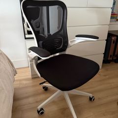 office chair in a great condition